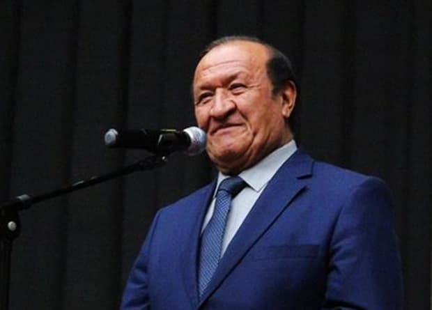 «Bir hovuch bug‘doy» - Erkin Komilov otasi haqida so‘zlab berdi