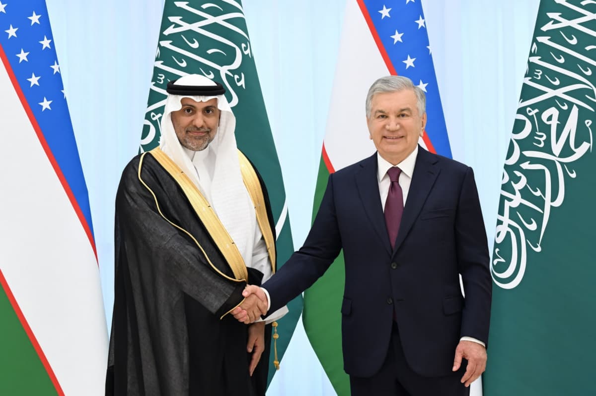 President Mirziyoyev receives Saudi health minister, discusses joint healthcare projects
