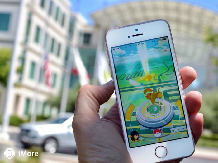 Amerikalik pokemonlarni ovlash uchun dunyo bo‘ylab sayohat qildi