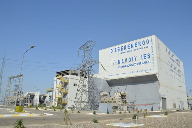 Navoiy issiqlik elektr stansiyasida ikkinchi bug‘-gaz qurilmasi qurilishi boshlandi