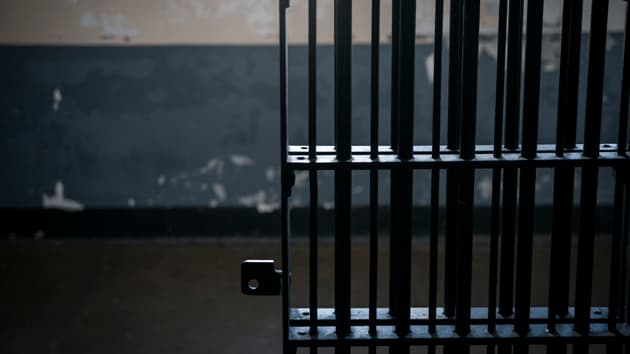 ABC: Alabama qamoqxonasidan 12 mahbus juftakni rostladi