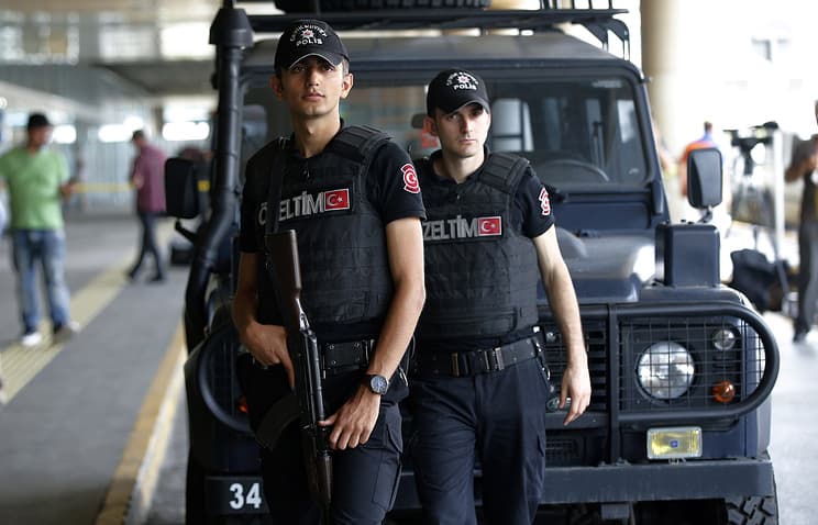 OAV: Turkiya Gulenga aloqadorlikda gumon qilinganlarni ushlashga order berdi