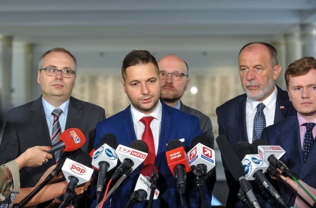 Polsha Rossiyadan harbiy tovon undirmoqchi