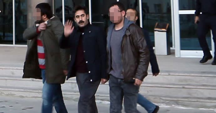Turkiya politsiyasi Van shahri merini hibsga oldi