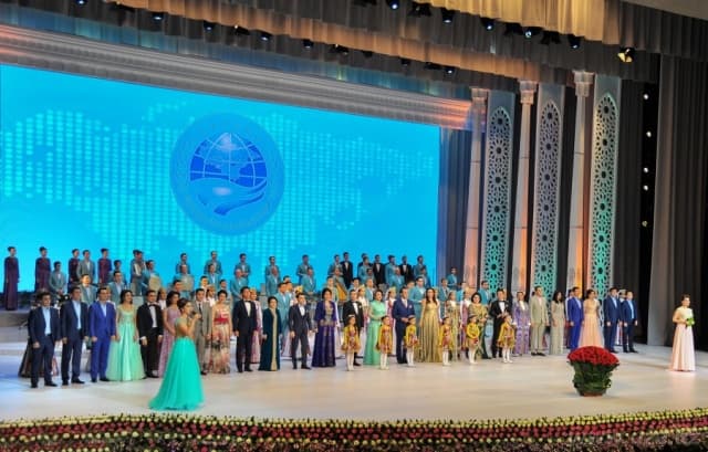 ShHT davlat rahbarlari uchun do‘stlik va hamkorlik konserti namoyish etildi