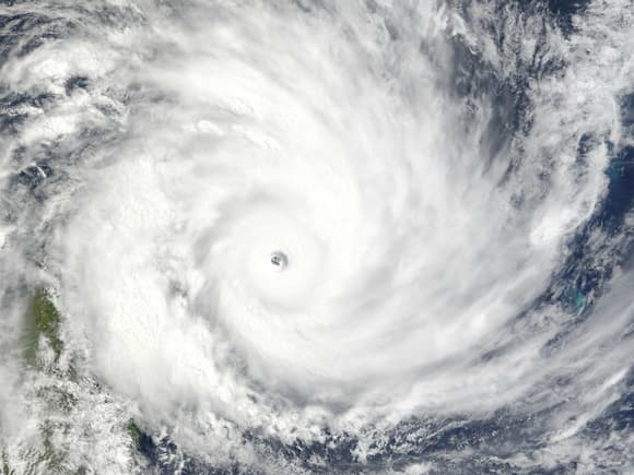Atlantika okeanidagi “Irma” dovuli kuchaymoqda