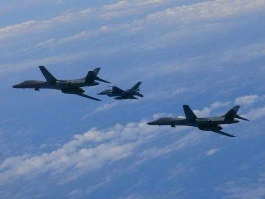 Shimoliy Koreya sohillari ustidan AQShning F-15 samolyotlari uchib o‘tdi