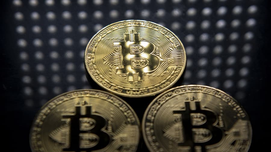 Bitcoin o‘z rekordini yana yangiladi - 8,700 dollar