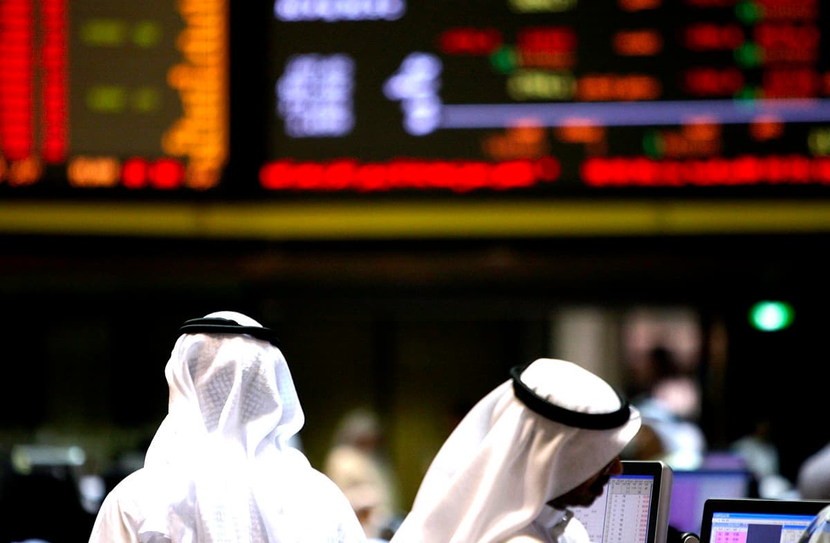 Qatar fond indeksi 6 yillik minimumgacha pasayib ketdi