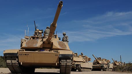 Foto: Amerika tanklari Moskvaga avval hech qachon kuzatilmagan darajada yaqinlashdi