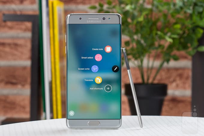 Samsung kompaniyasi mash'um Galaxy Note 7 smartfonlarini yana sotishni boshlamoqchi 