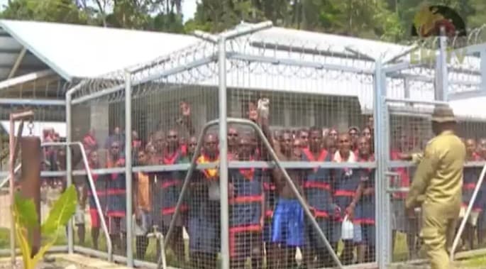 Papua-Yangi Gvineyadagi turmada isyon vaqtida 17 mahbus halok bo‘ldi
