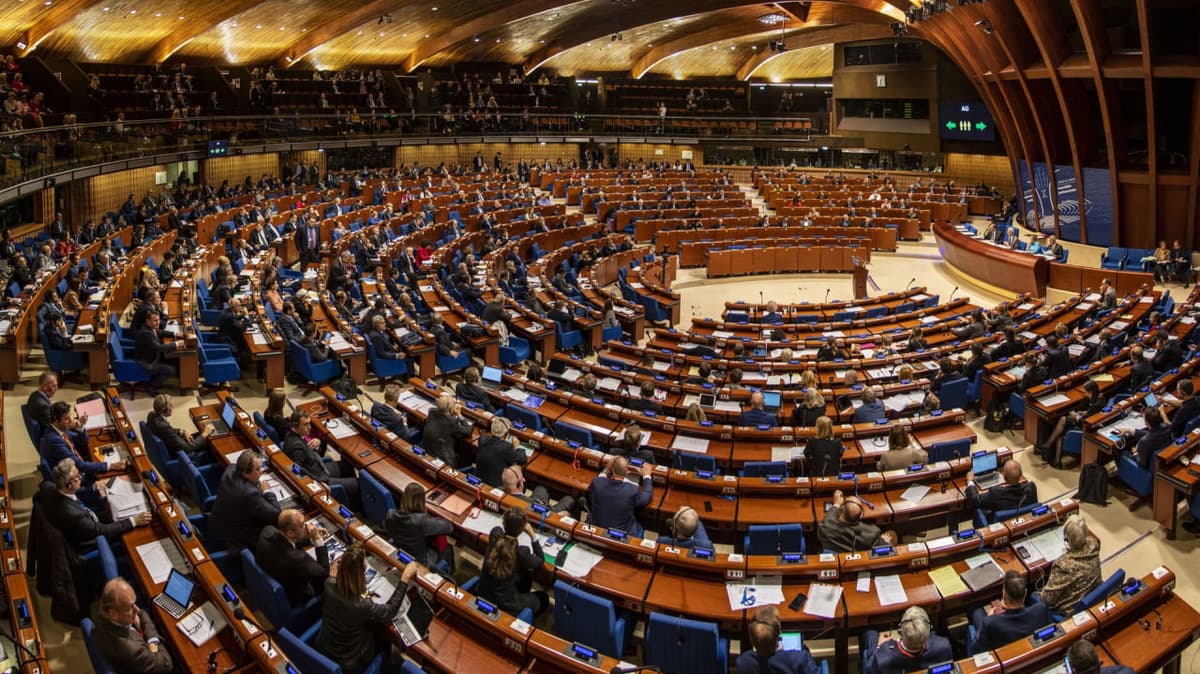 Ozarboyjon yil oxirigacha Yevrokengash parlament assambleyasida qatnashmaydi