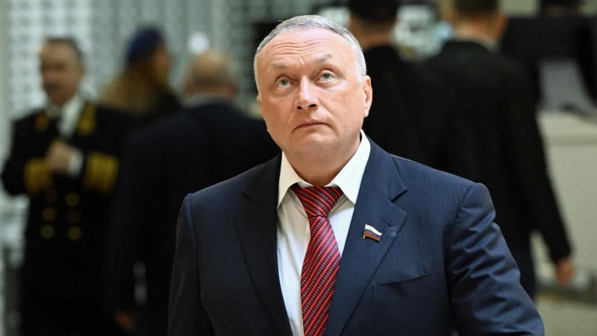 Rossiyada senator qotillikka tayyorgarlik ko‘rganlikda gumonlanib hibsga olindi