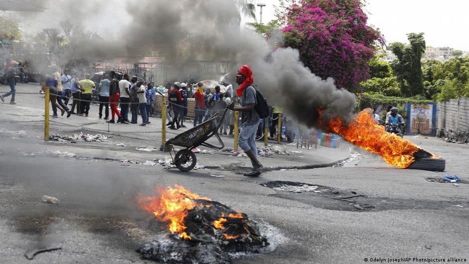 XMT: Haiti poytaxti qamal holatida