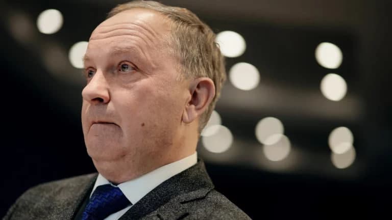 Vladivostokning 12 yilga qamalgan sobiq meri Ukrainadagi urushga jo‘nab ketdi