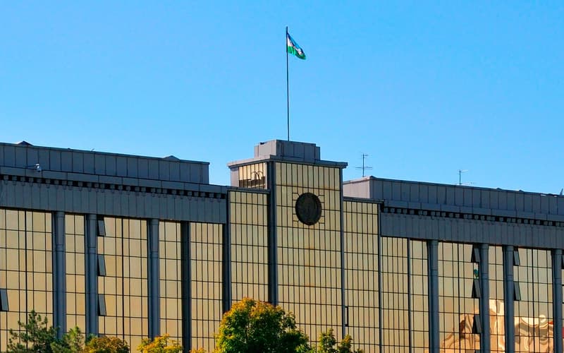 Vazirlar Mahkamasi qarori bilan qonunchilik hujjatlari soni qisqartiriladi
