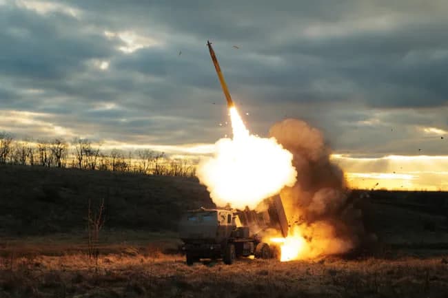 Rossiya hududiga AQSh qurollarida zarba yo‘llashga ruxsat berildi. WP tafsilotlarni aniqladi