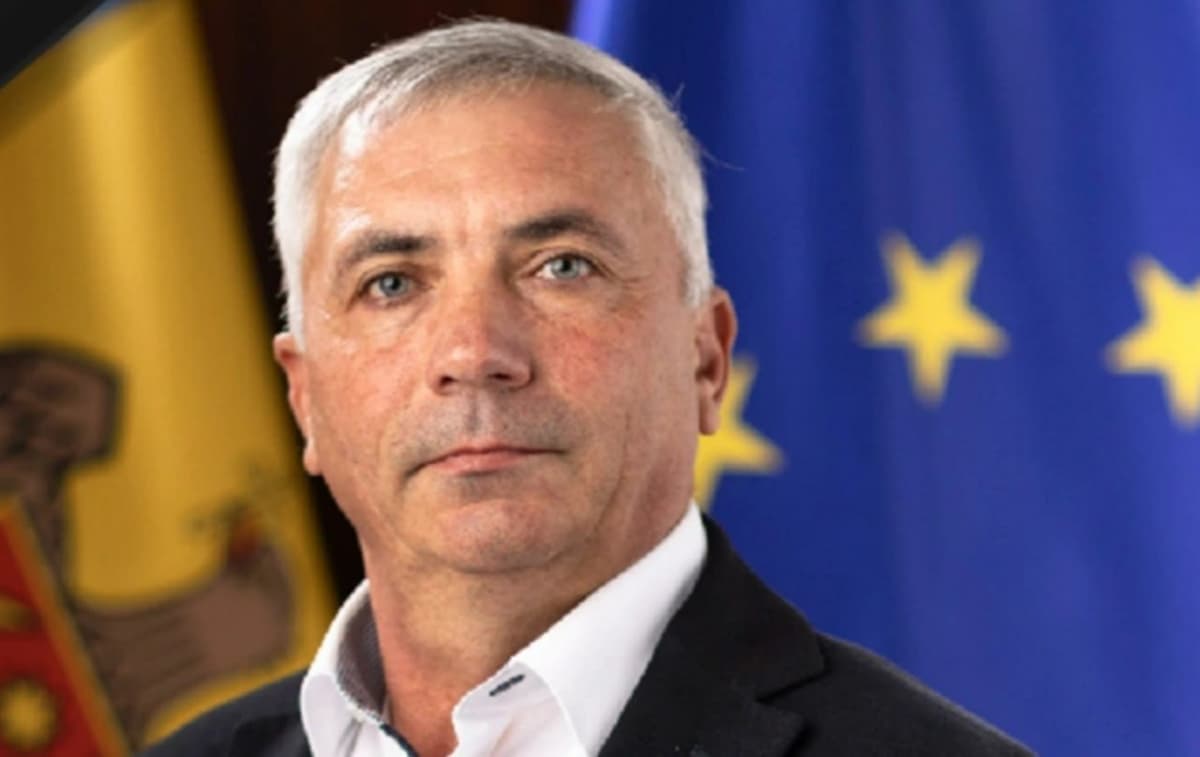 Moldovalik deputat ari chaqishidan vafot etdi