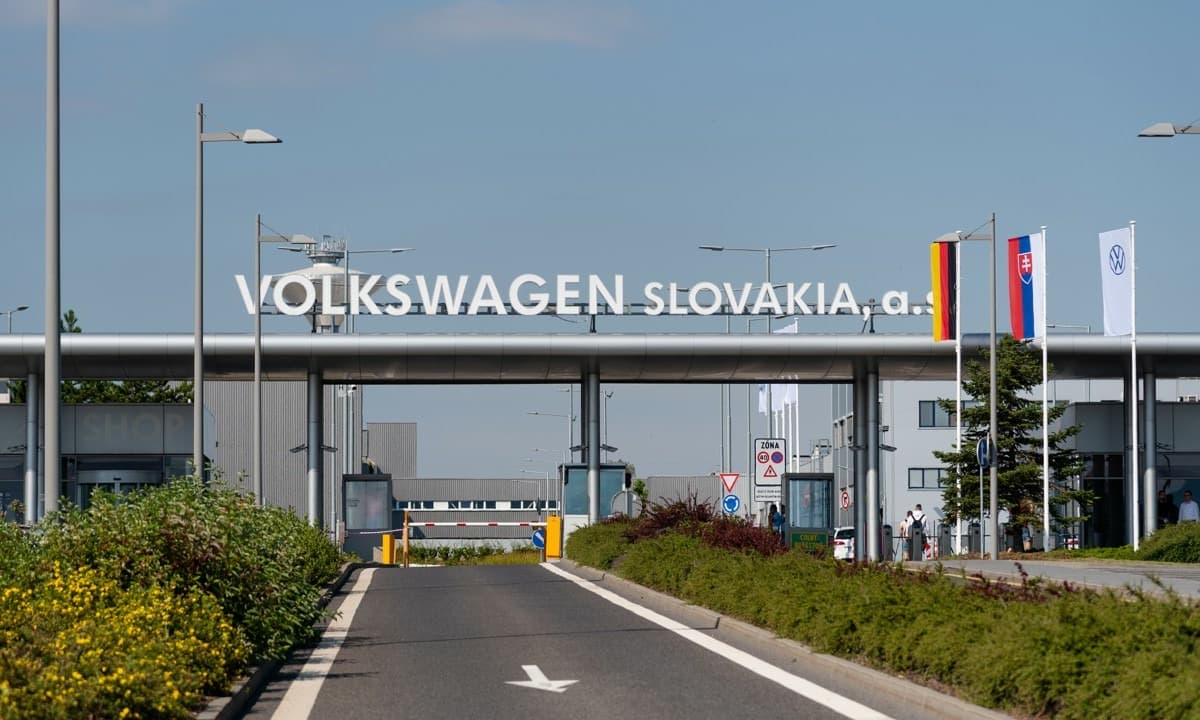 Компании Volkswagen и Volvo приглашают граждан Узбекистана на работу
