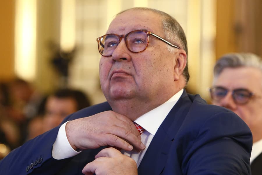 Alisher Usmanov files lawsuit against UBS Europe bank