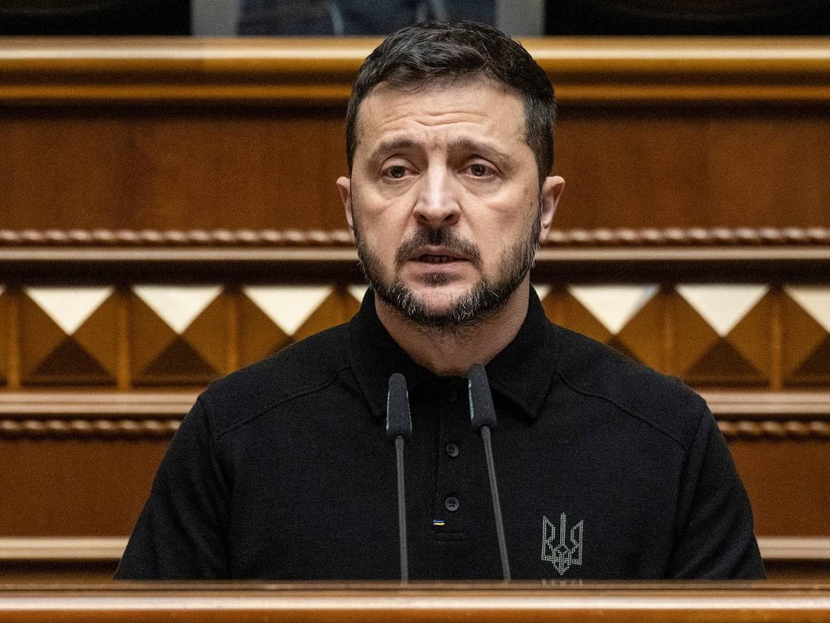 Zelenskiy Medvedchuk, Baskov va Kirkorovni davlat mukofotlaridan mahrum qildi
