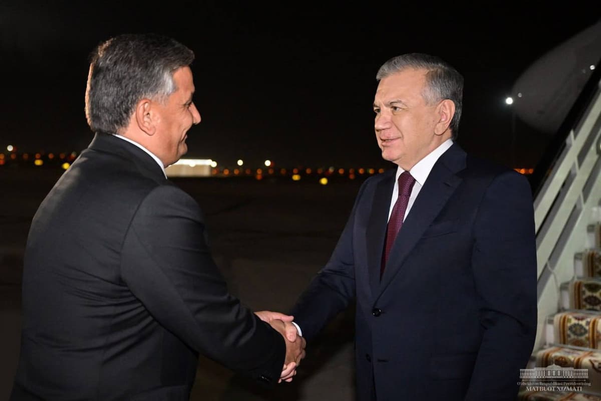 Shavkat Mirziyoyev Ashxobodga yetib bordi