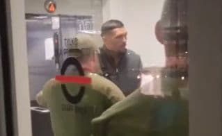 Bokschi Usik Krakov aeroportida ushlanganidan keyin qo‘yib yuborildi