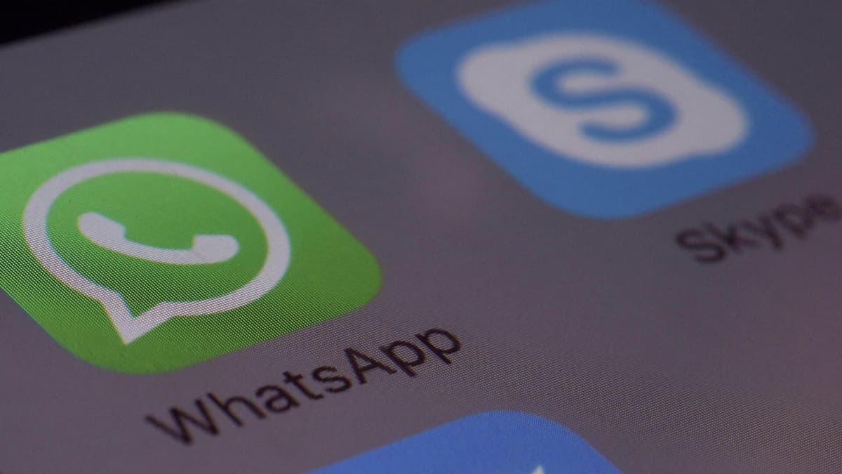 РКН WhatsApp ва Skype'га фойдаланувчи маълумотини ФСБга топшириш мажбуриятини юклади