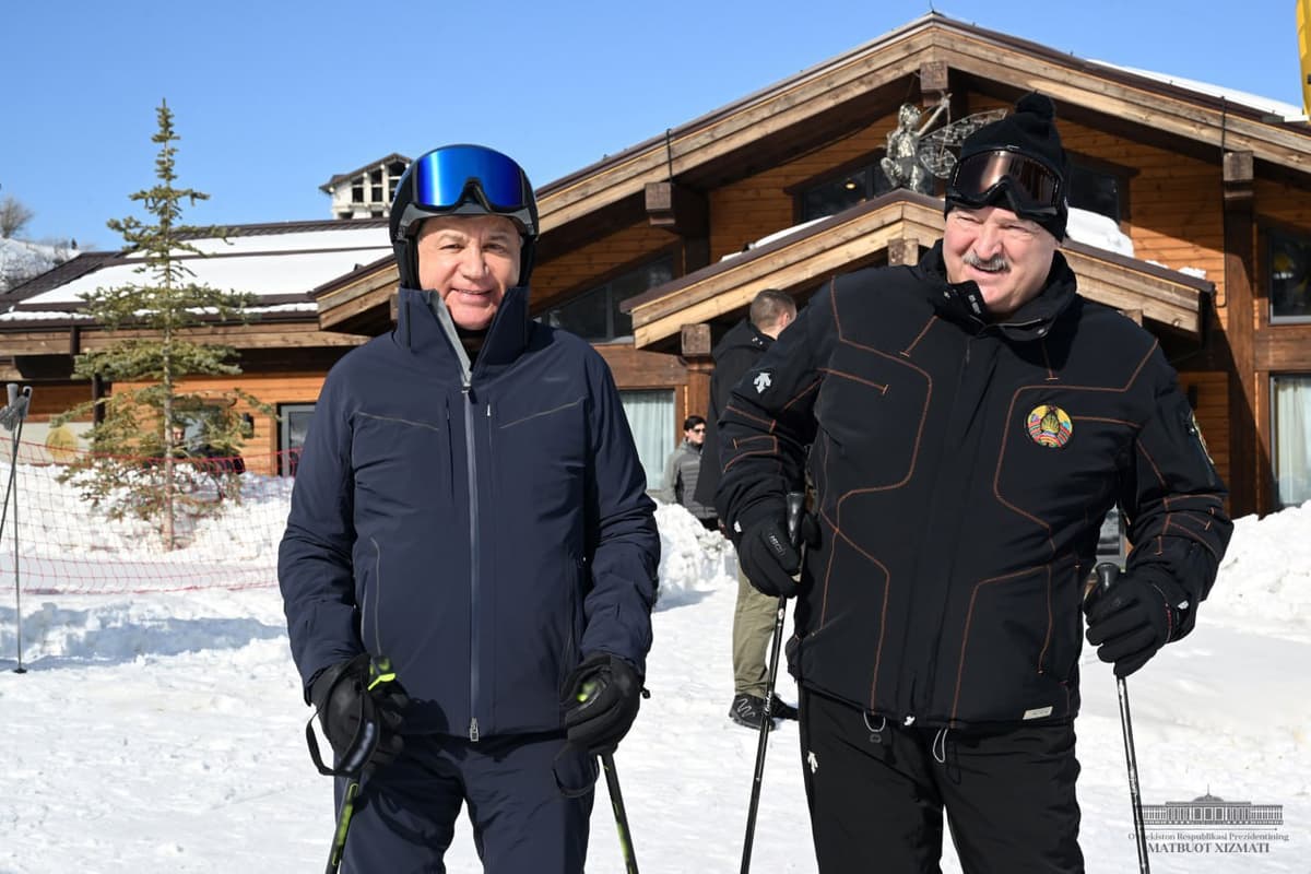 Foto: Mirziyoyev va Lukashenko «Amirsoy»da chang‘i uchishdi