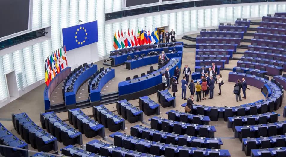 Roberta Metsola Yevroparlament rahbari etib qayta saylandi
