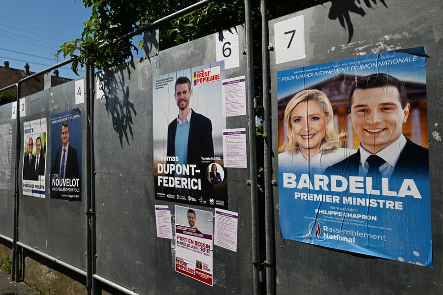 Fransiyadagi parlament saylovlarida ultrao‘nglar g‘alaba qozonishdi