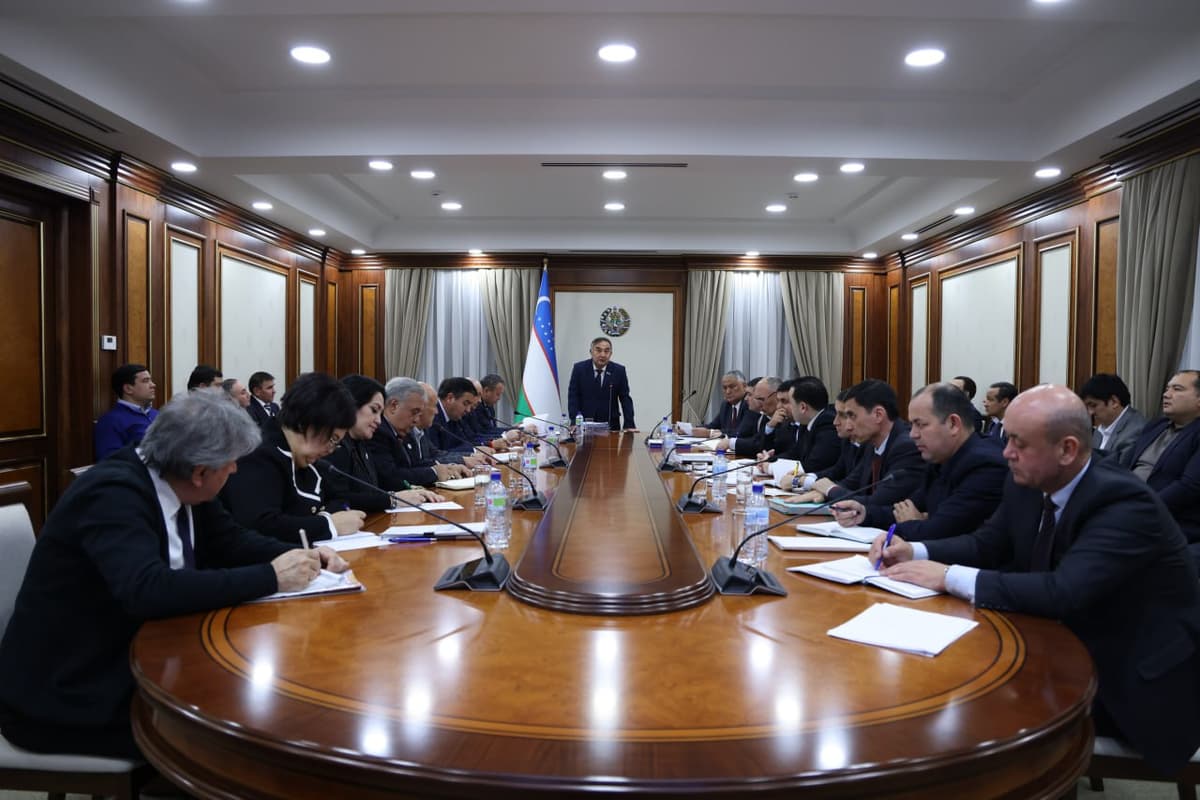 Atmosferaga bir yilda 900 ming tonna “chiqindi” tashlanmoqda – Senat