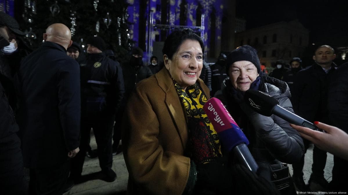 Zurabishvili: Gurjiston prezidenti va bosh qo‘mondoni bo‘lib qolaman