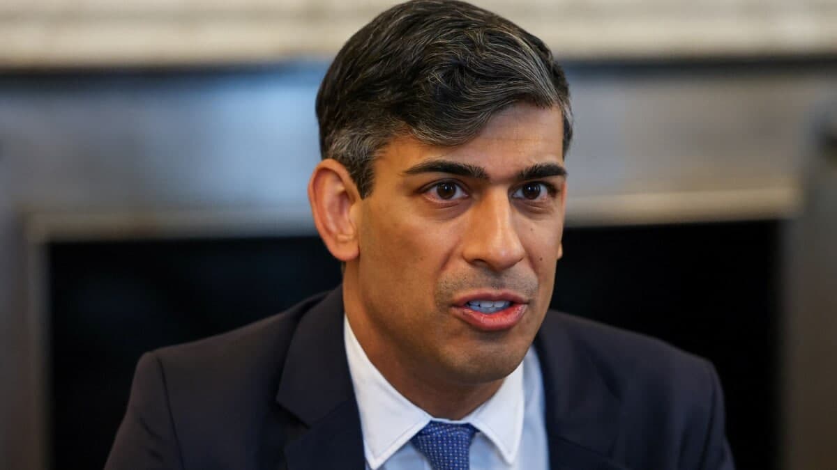 Rishi Sunak: Rossiyaning muzlatilgan aktivlarini Ukrainani tiklashga yo‘naltirish kerak