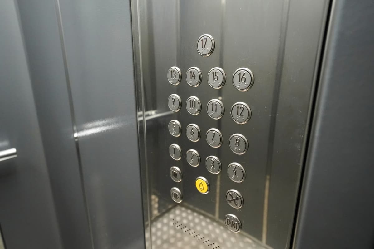Lift yiliga kamida bir marta majburiy texnik ko‘rikdan o‘tkaziladi