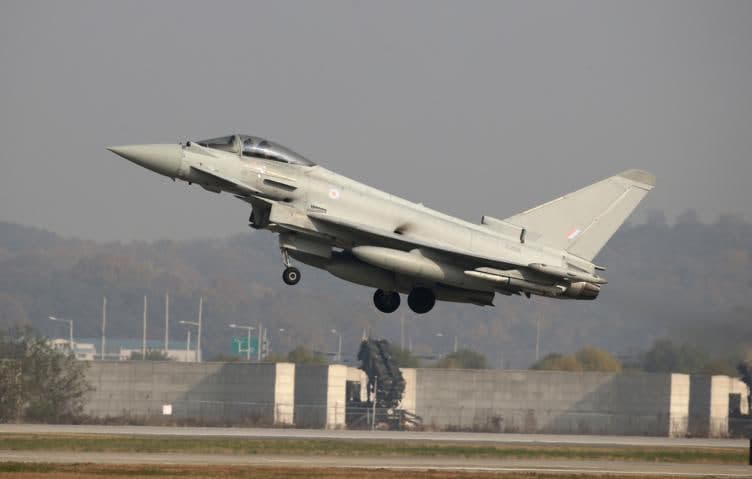 Britaniya buyurtmalar yo‘qligi bois Eurofighter Typhoon qiruvchilarini ishlab chiqarishni to‘xtatdi