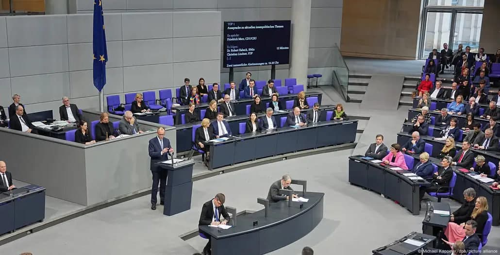 Bundestag Kiyevga yordam ko‘rsatishni qo‘llab-quvvatlovchi rezolyutsiyani qabul qildi