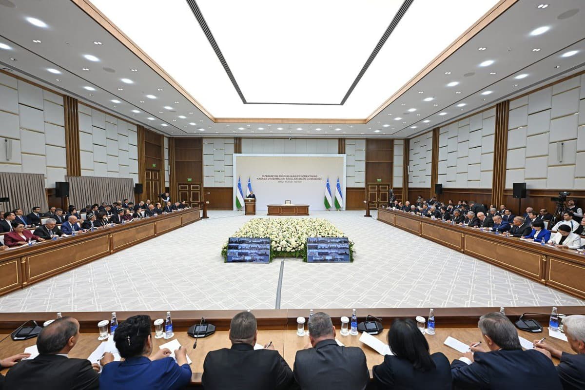 Prezident: Kasaba uyushmalari faoliyatiga aralashmaslik bo‘yicha siyosatni qat’iy davom ettiramiz