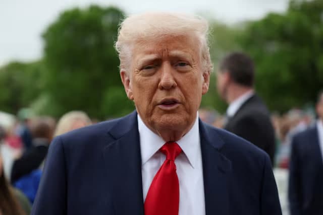 Рейтинг Трампа упал до минимума с начала второго срока