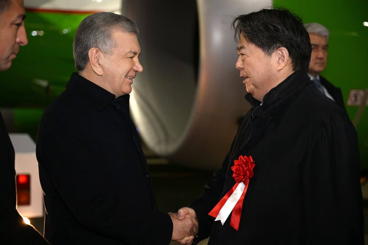 Foto: prezident Yaponiyadagi vatandoshlar bilan muloqot qildi