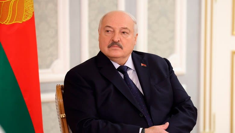 Lukashenko mobil telefonsiz qanday yashash mumkinligini aytdi