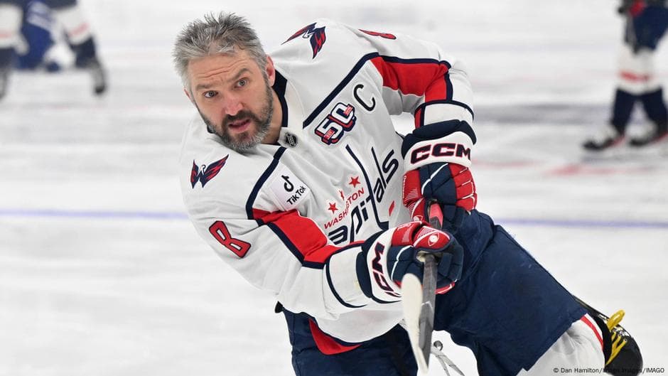 Ovechkin NHLning muntazam chempionatlaridagi gollar bo‘yicha rekordni yangiladi 