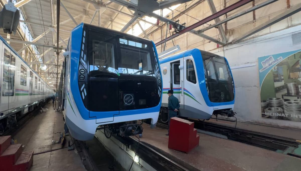 Toshkent metrosiga yana 3 ta yangi poyezd olib kelindi