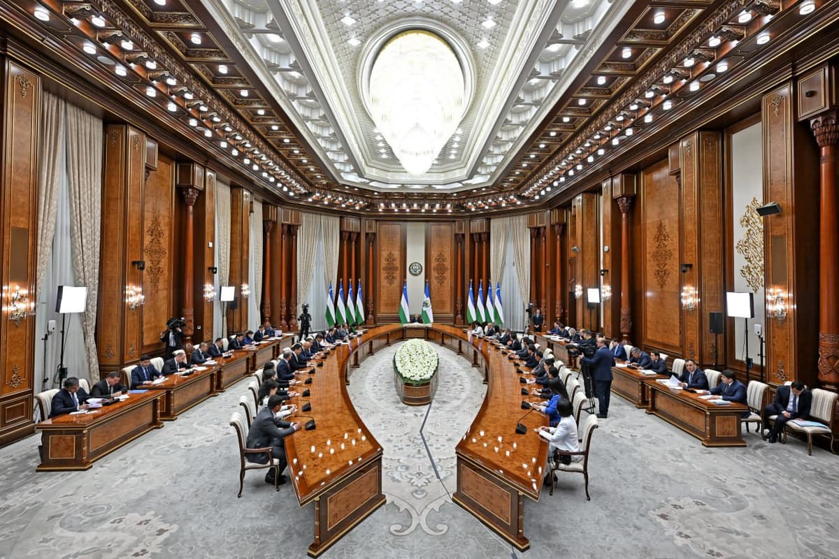 15 ta tuman va shaharda davlat idoralari bitta binoga ko‘chiriladi