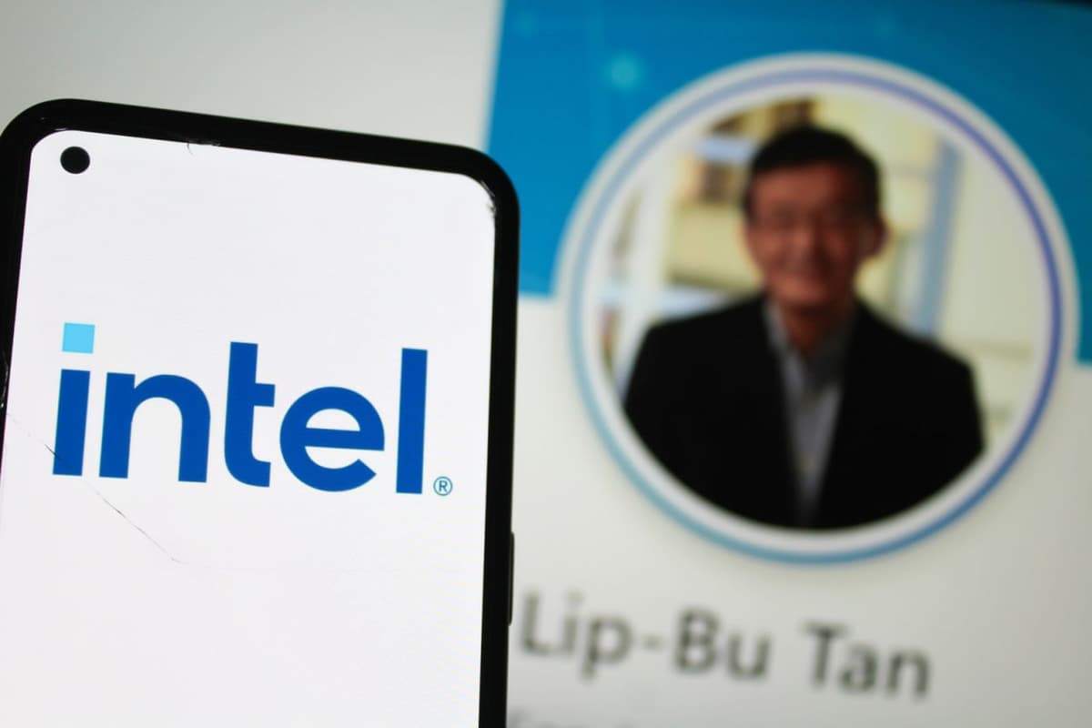 Tramp Intel rahbarini Xitoy bilan yaqinlashib ketganlikda ayblab, iste’fo berishga chaqirdi