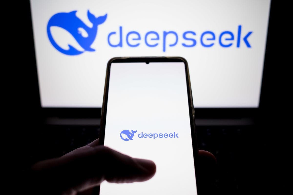 DeepSeek tops the free apps chart in the Uzbek App Store