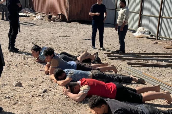 Buxoroda noqonuniy oltin qaziyotgan 37 kishi qo‘lga olindi