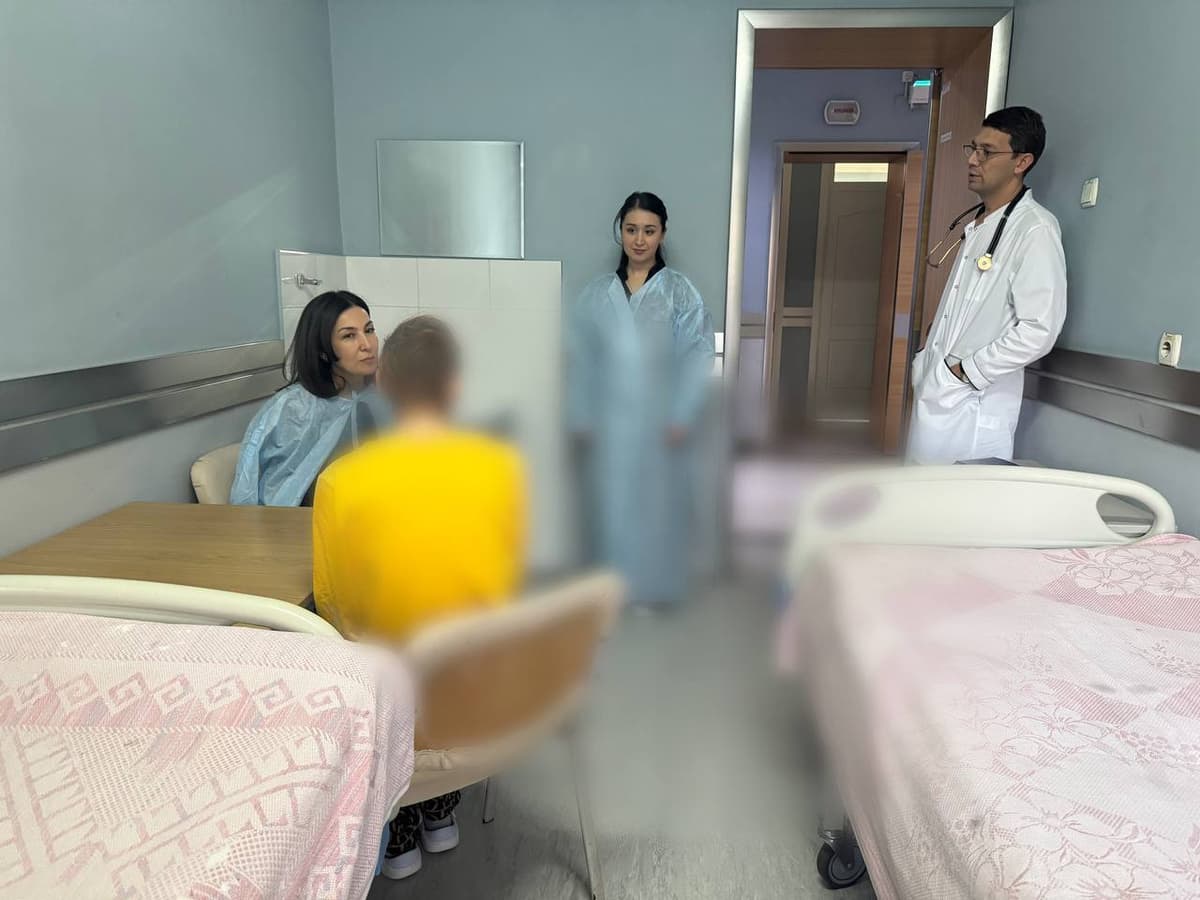 Angrenda zo‘ravonlikka uchragan qiz bo‘yicha jinoyat ishi sudda ko‘rilmoqda