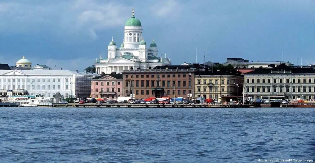 Finlandiya AQShni Ukrainaga kafolatlarni ehtiyotkorlik bilan ta’riflashga chaqirdi